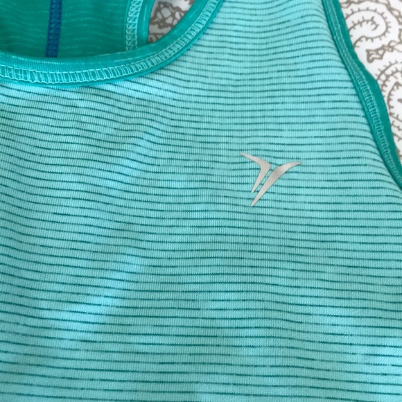 Active top - Picture 2 of 4